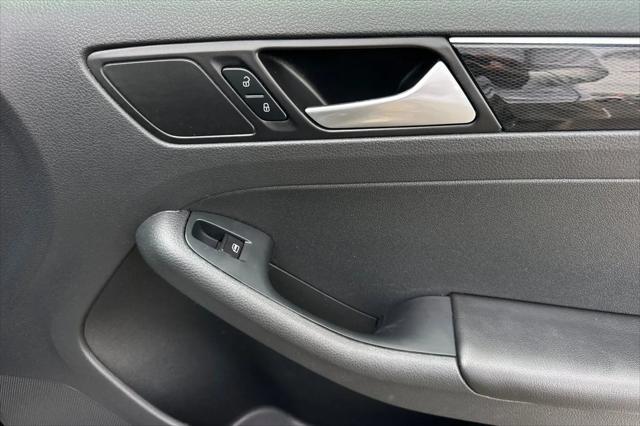 2018 Volkswagen Jetta 1.8T SE Sport