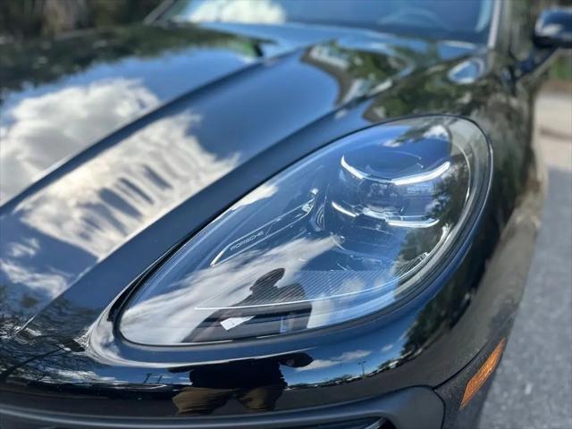 2023 Porsche Macan Macan