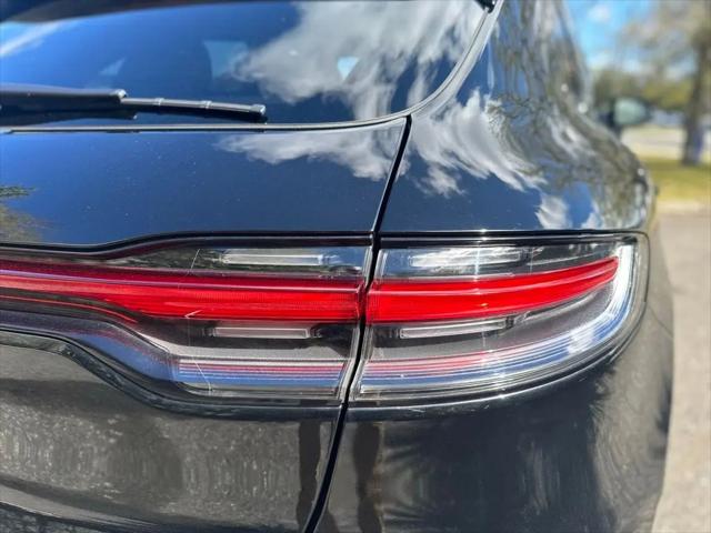 2023 Porsche Macan Macan