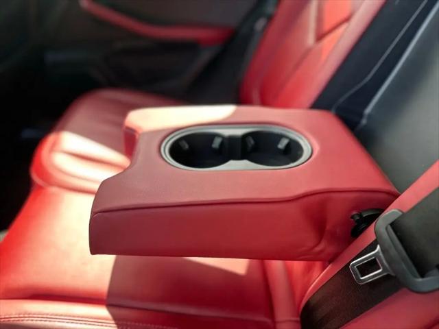 2023 Porsche Macan Macan