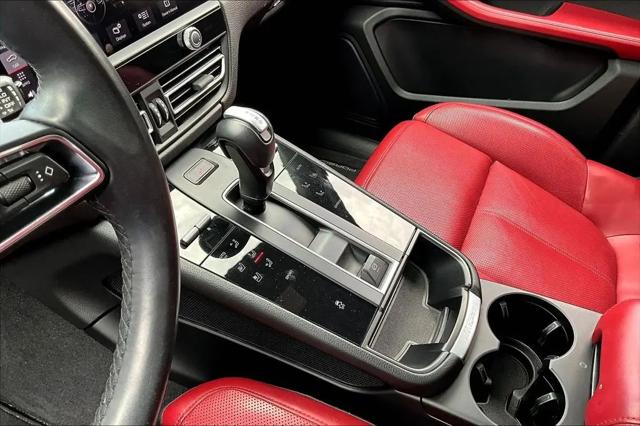 2023 Porsche Macan Macan