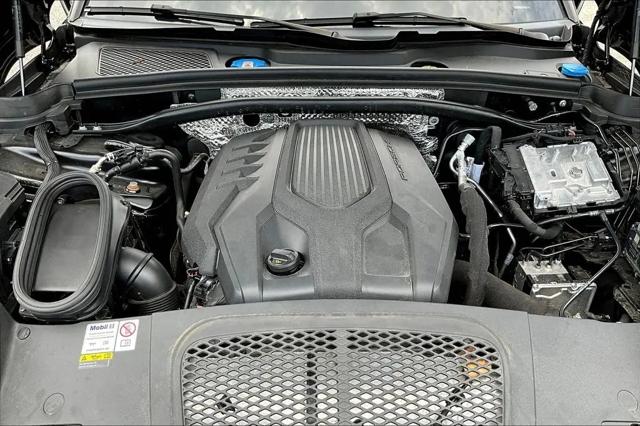 2023 Porsche Macan Macan