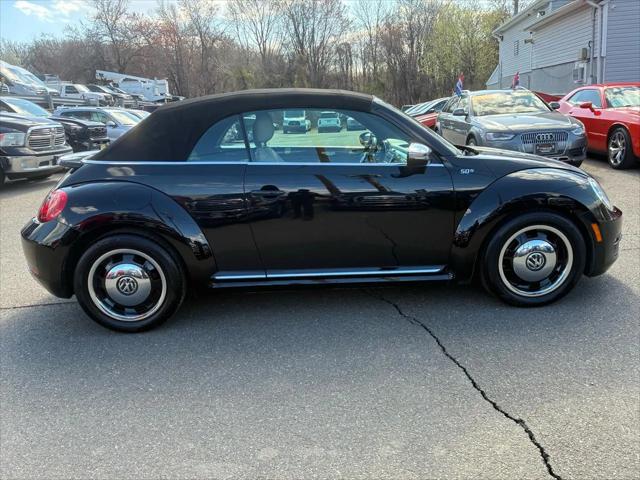 2013 Volkswagen Beetle 2.5L 50s Edition