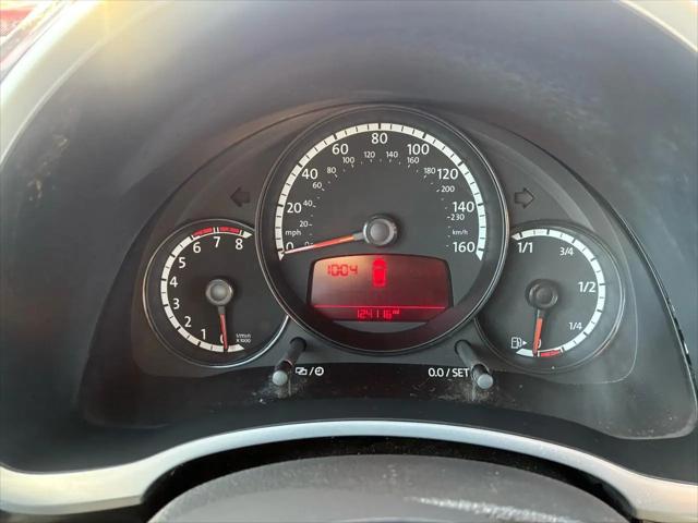 2013 Volkswagen Beetle 2.5L 50s Edition