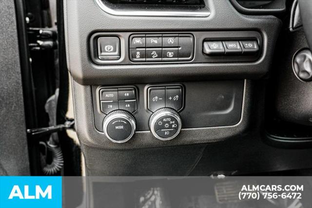 2024 GMC Yukon XL 4WD AT4