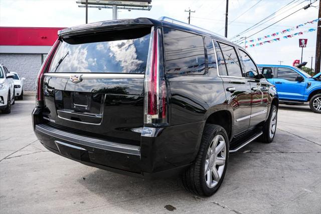 2018 Cadillac Escalade Luxury