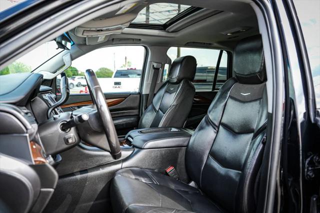 2018 Cadillac Escalade Luxury