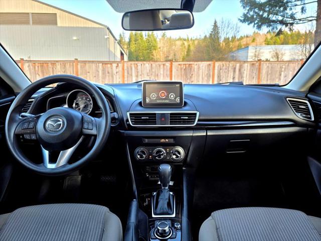 2016 Mazda Mazda3 i Sport