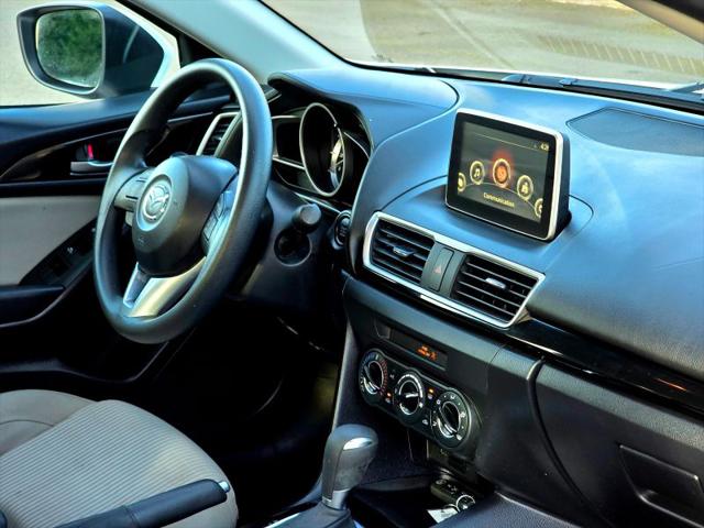 2016 Mazda Mazda3 i Sport