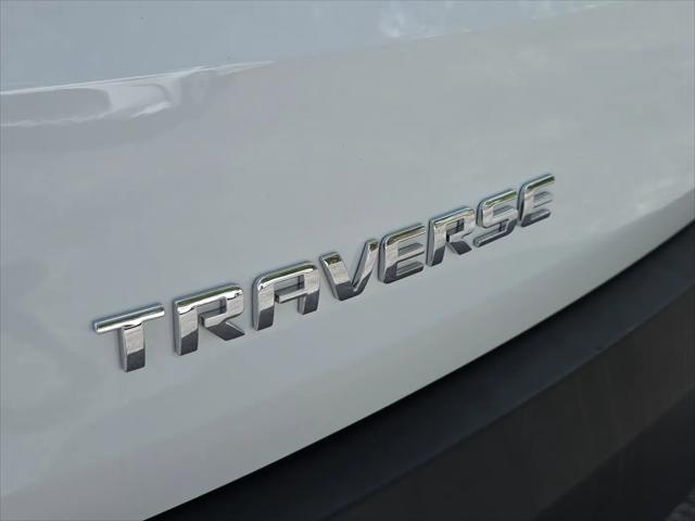 2023 Chevrolet Traverse FWD LT Leather
