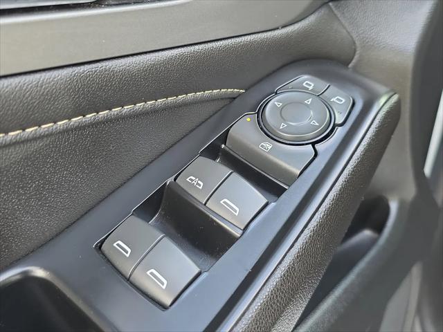 2023 Chevrolet Traverse FWD LT Leather