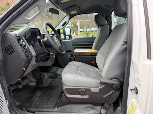 2013 Ford F-450 Base