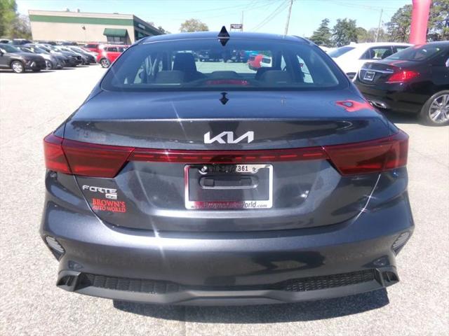 2024 Kia Forte LX