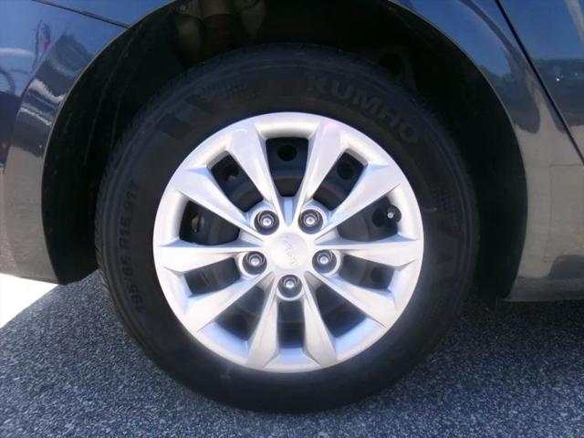 2024 Kia Forte LX