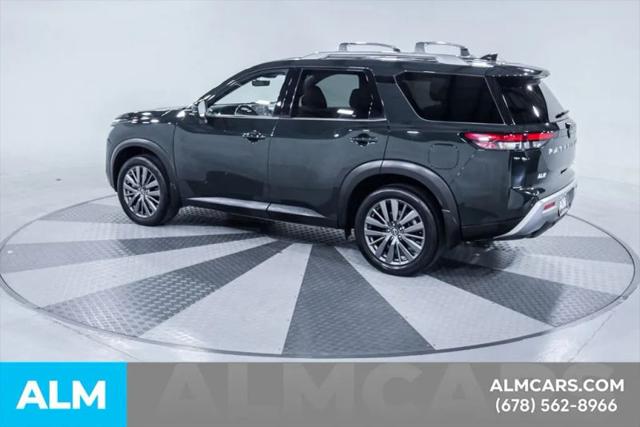 2024 Nissan Pathfinder SL FWD