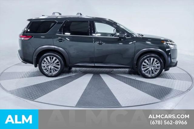 2024 Nissan Pathfinder SL FWD