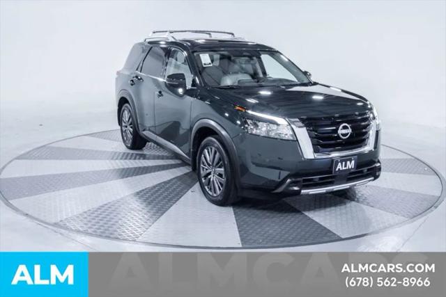 2024 Nissan Pathfinder SL FWD