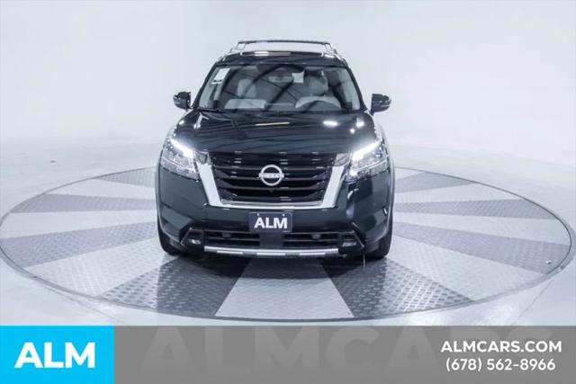 2024 Nissan Pathfinder SL FWD