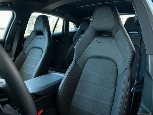 2026 Porsche Panamera 4