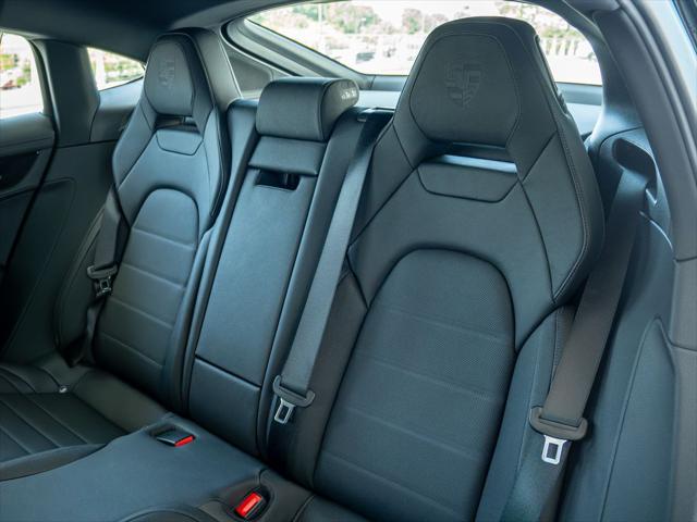 2026 Porsche Panamera 4