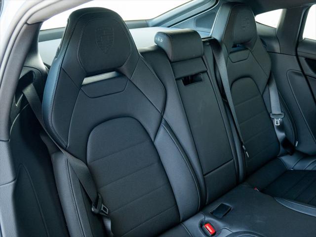 2026 Porsche Panamera 4