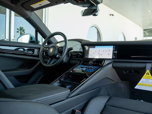 2026 Porsche Panamera 4