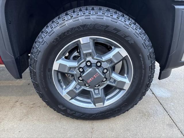 2026 GMC Sierra 2500HD Crew Cab, Standard Bed, SLT, 4WD