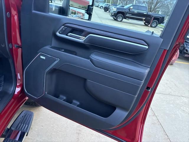 2026 GMC Sierra 2500HD Crew Cab, Standard Bed, SLT, 4WD