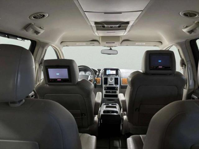 2008 Chrysler Town & Country Limited