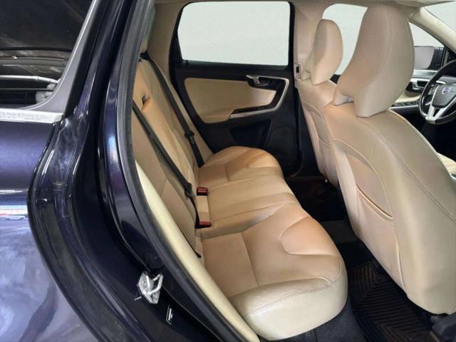 2016 Volvo XC60 T6 Drive-E