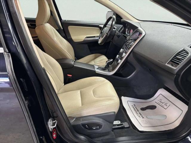 2016 Volvo XC60 T6 Drive-E