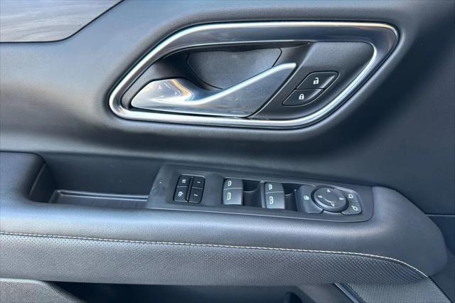 2023 GMC Yukon XL 2WD SLT