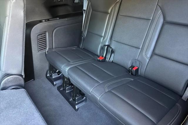2023 GMC Yukon XL 2WD SLT