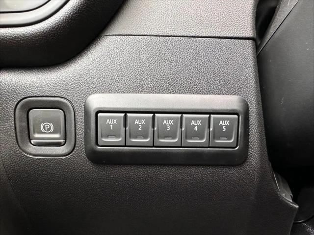 2026 GMC Sierra 3500HD Crew Cab, Long Bed, Pro Dual Rear Wheel, 4WD