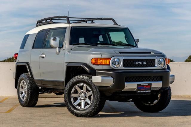 2014 Toyota FJ Cruiser Base