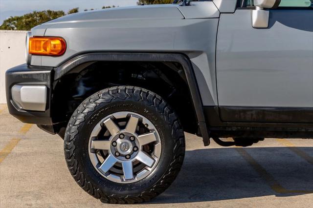 2014 Toyota FJ Cruiser Base
