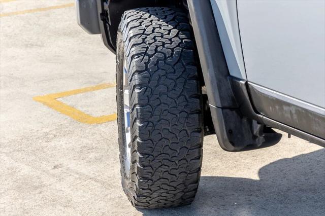 2014 Toyota FJ Cruiser Base