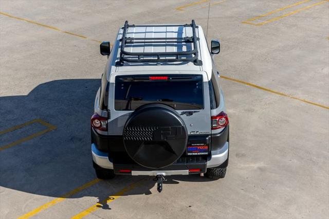 2014 Toyota FJ Cruiser Base