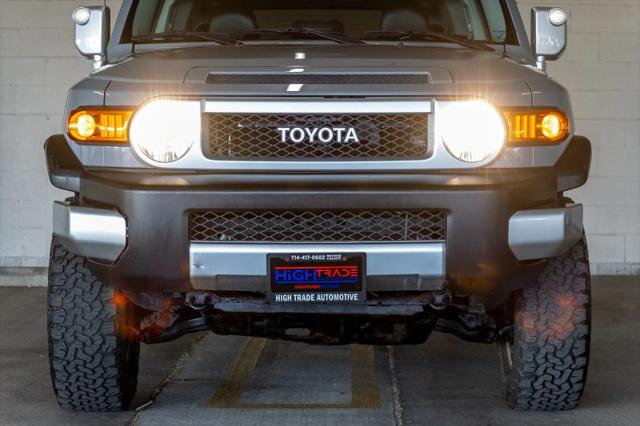 2014 Toyota FJ Cruiser Base
