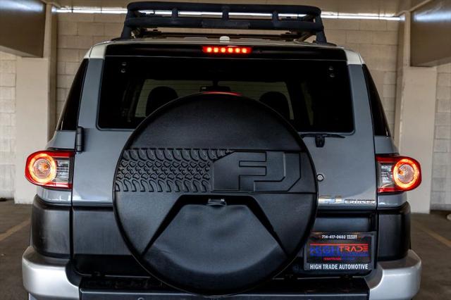 2014 Toyota FJ Cruiser Base