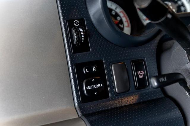 2014 Toyota FJ Cruiser Base