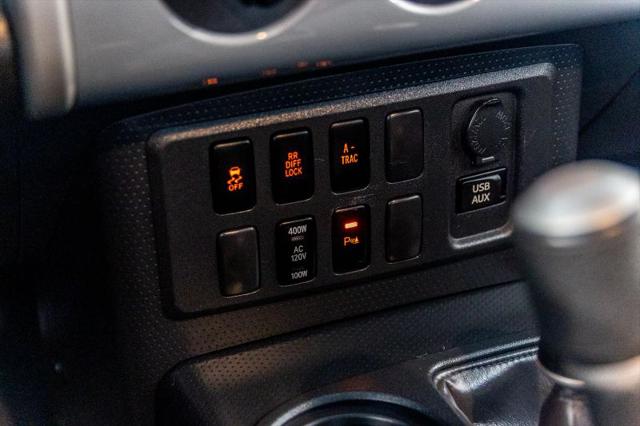2014 Toyota FJ Cruiser Base