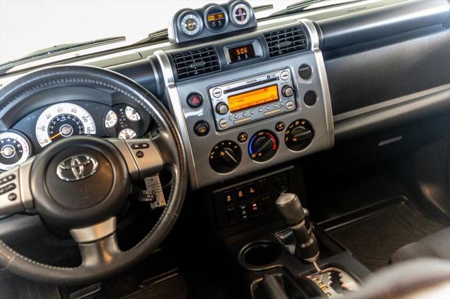 2014 Toyota FJ Cruiser Base