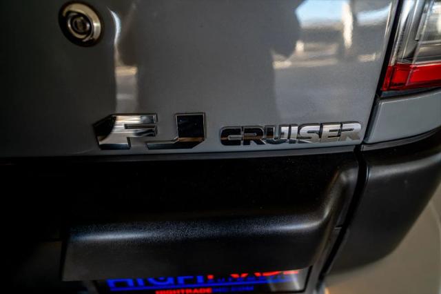 2014 Toyota FJ Cruiser Base