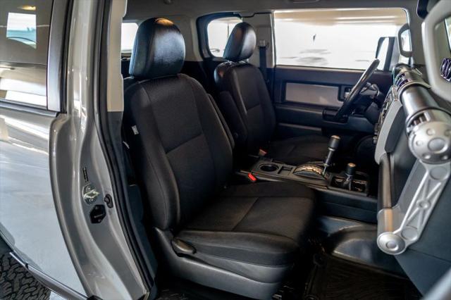 2014 Toyota FJ Cruiser Base