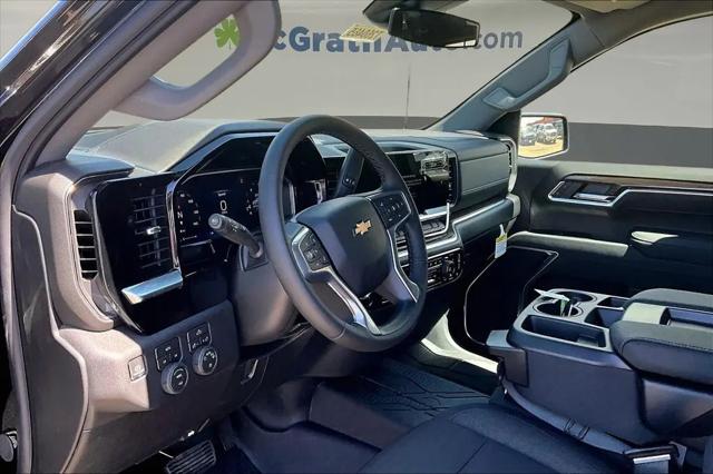 2026 Chevrolet Silverado 1500 4WD Crew Cab Standard Bed LT