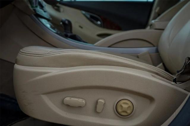 2012 Buick LaCrosse Leather Group