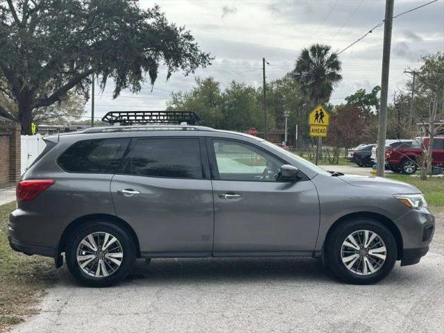 2019 Nissan Pathfinder S