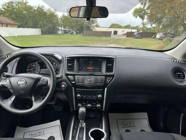 2019 Nissan Pathfinder S