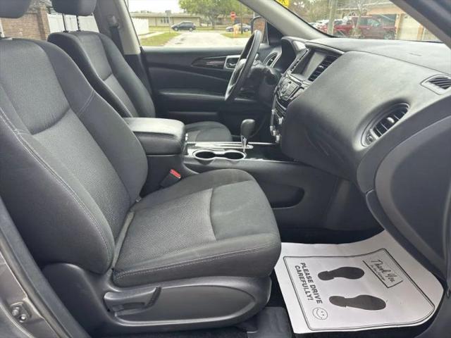 2019 Nissan Pathfinder S